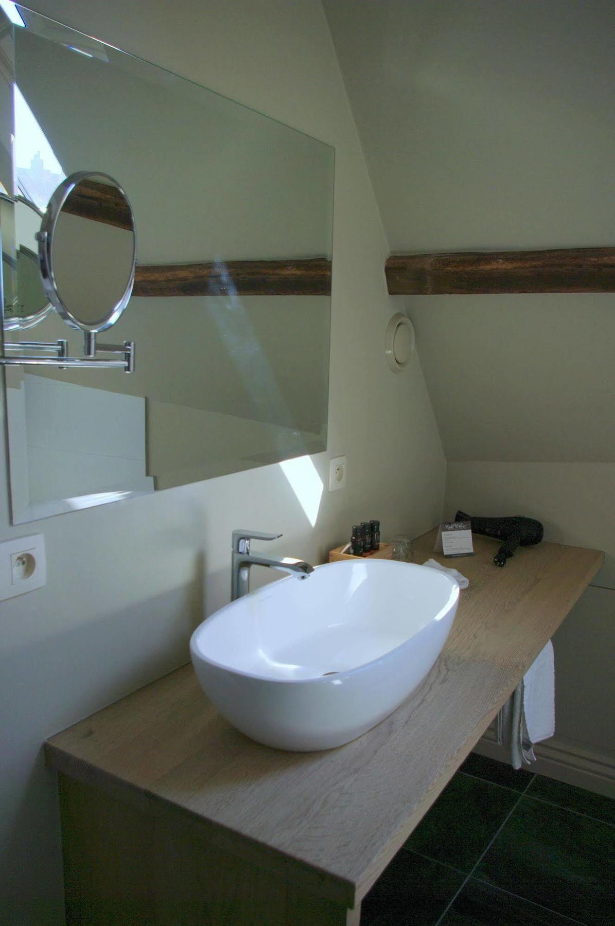 Canal Deluxe Bruges